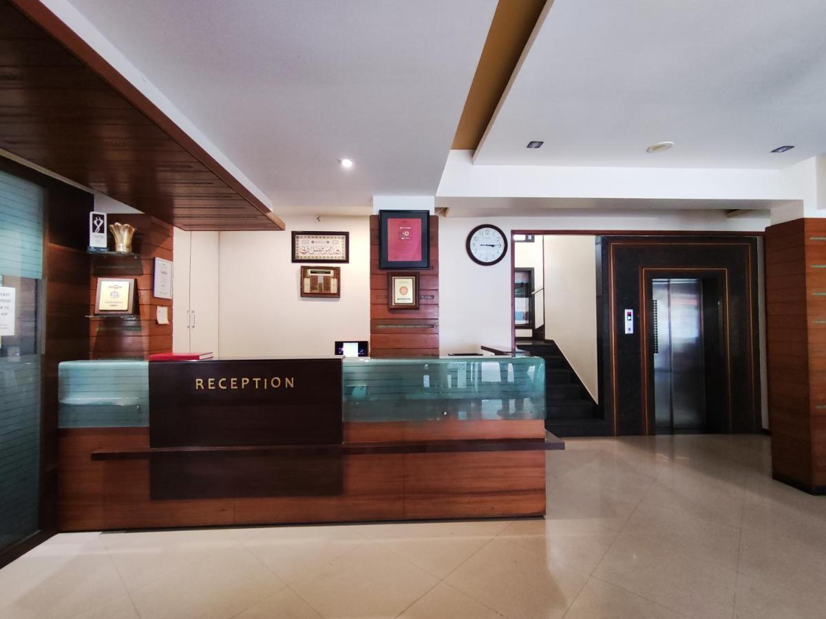 Jaffer Bhai'S Brickland Hotel パンチガニ エクステリア 写真