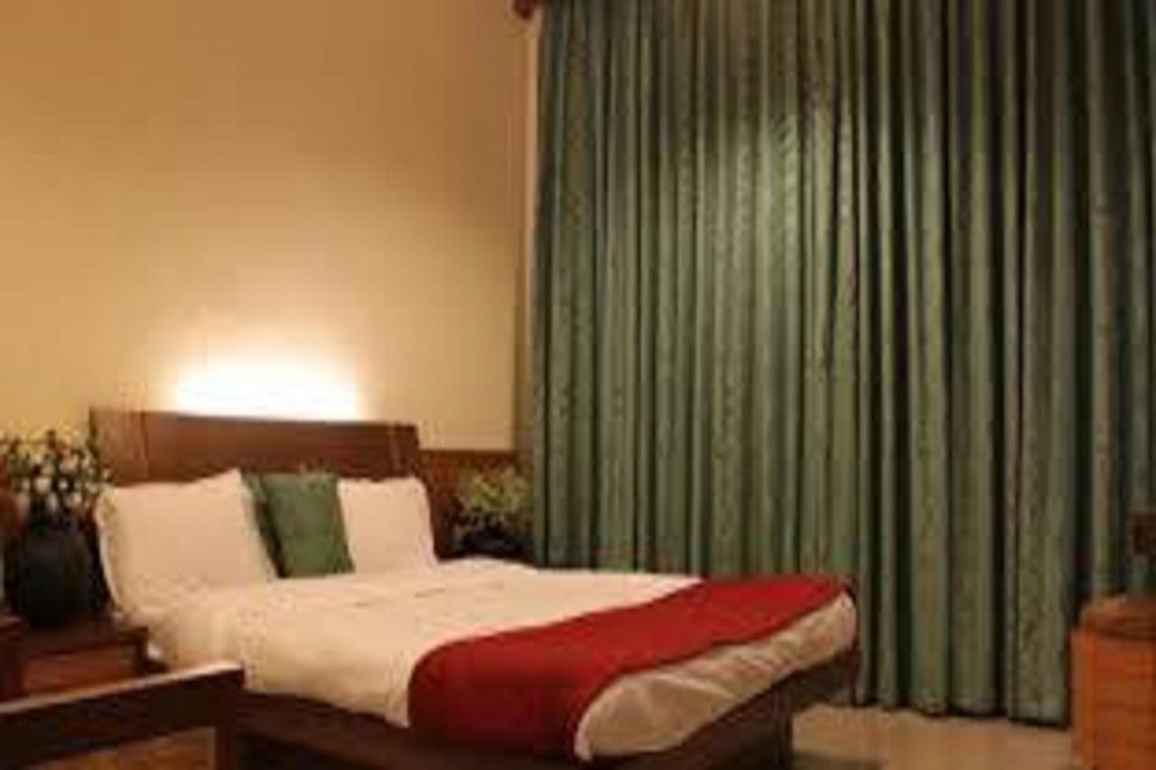 Jaffer Bhai'S Brickland Hotel パンチガニ エクステリア 写真