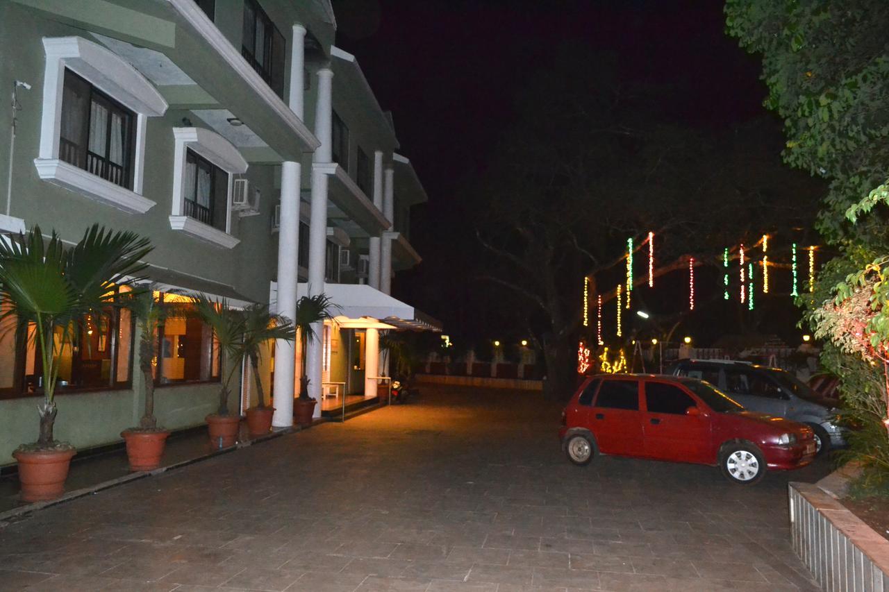 Jaffer Bhai'S Brickland Hotel パンチガニ エクステリア 写真
